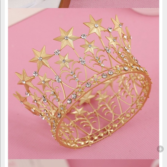 Crown - Picture 5 of 6